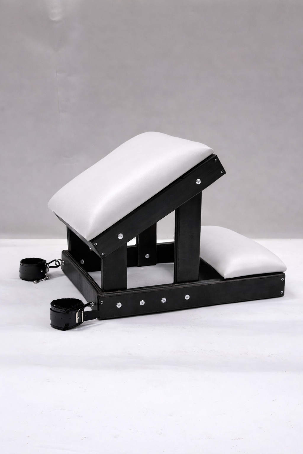 Hardwood Kneeling Bench – Luxury Padded BDSM Positioning Bench with Restraints (Black/White)