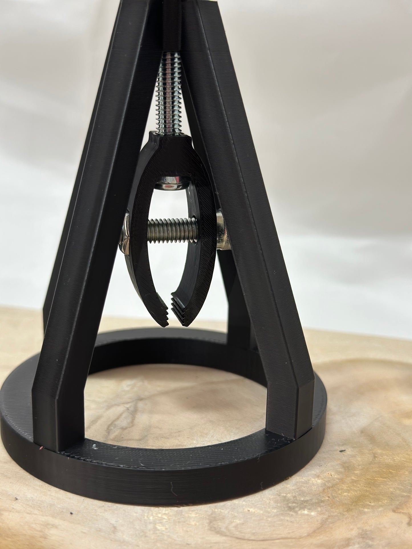 Adjustable nipple stretcher β PLA and metal BDSM sensory play accessory for extreme nipple stretching, suitable for all genders.