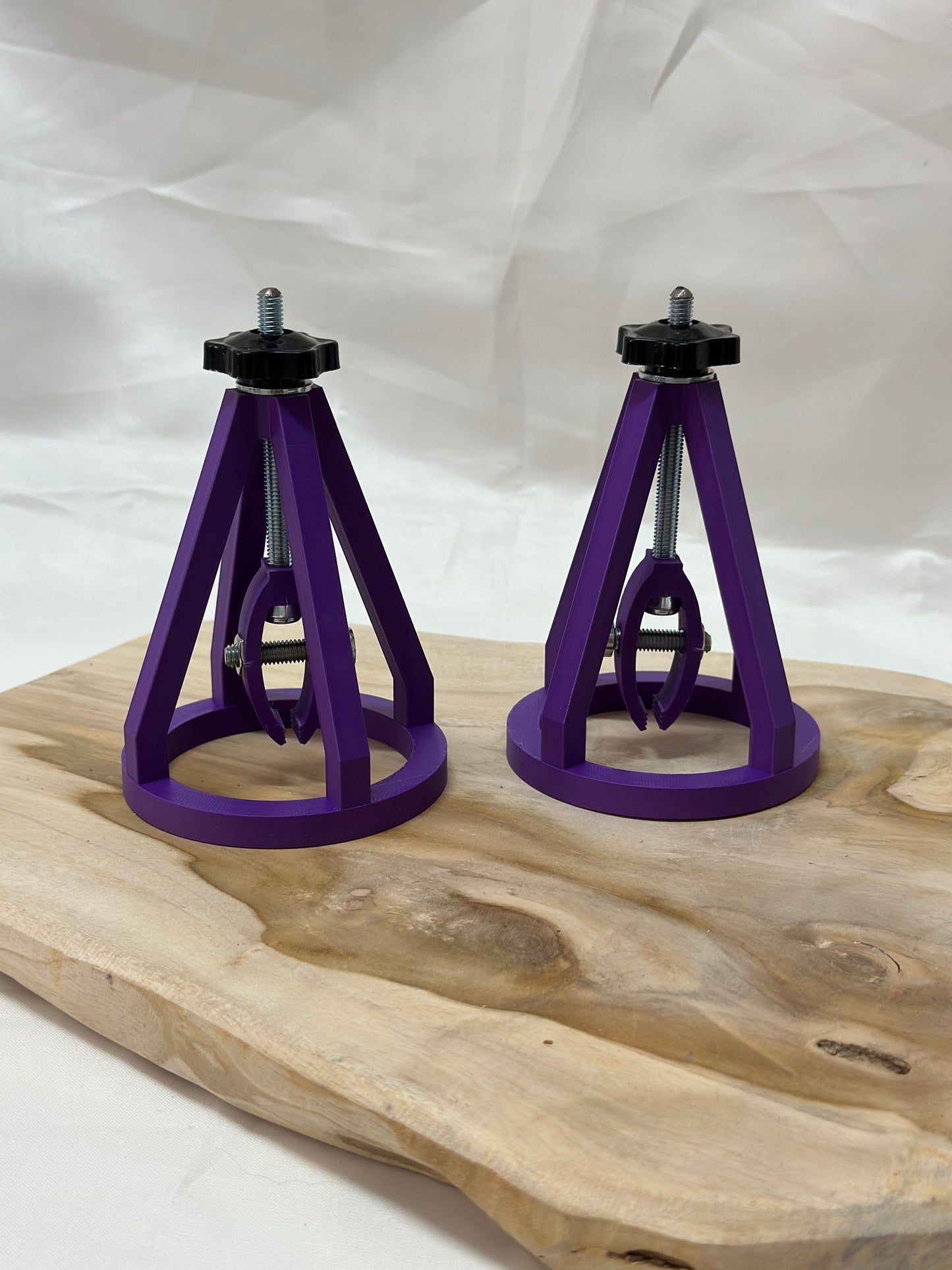 Adjustable nipple stretcher β PLA and metal BDSM sensory play accessory for extreme nipple stretching, suitable for all genders.