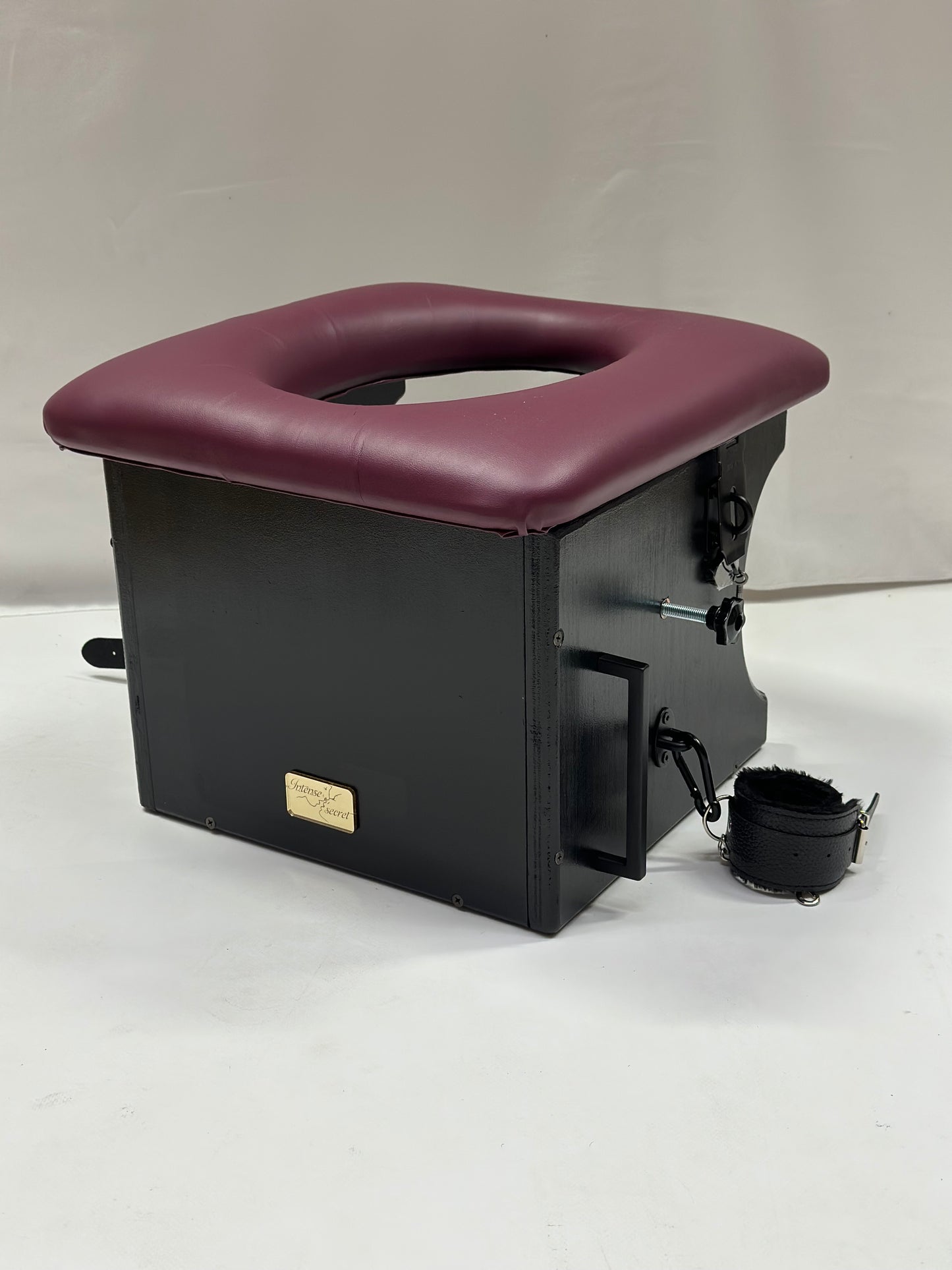 Black Smotherbox Queening Chair – Adjustable Sensory Deprivation BDSM Furniture