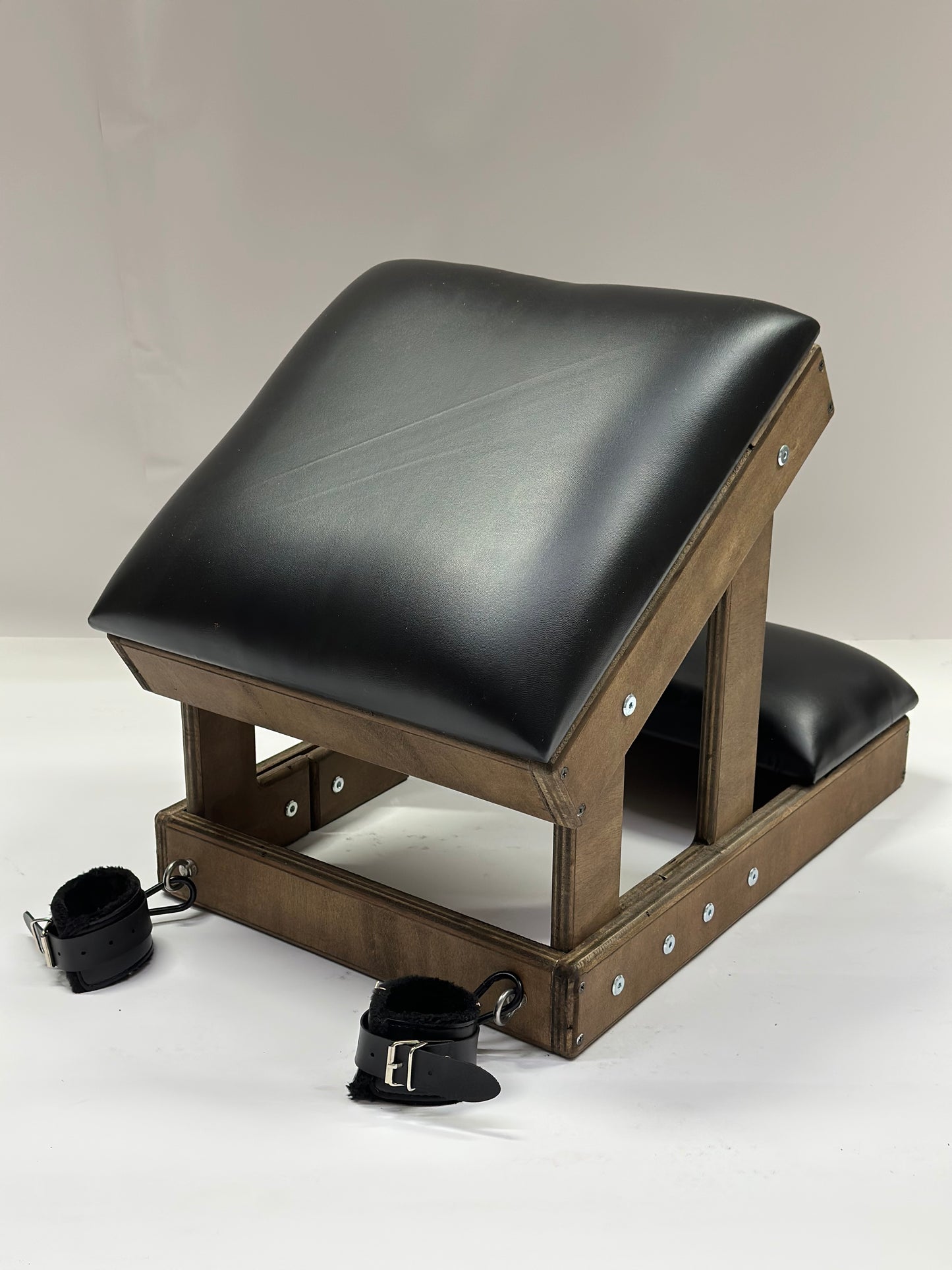 Hardwood Kneeling Bench – Luxury Padded BDSM Positioning Bench with Restraints (Brown/Black)