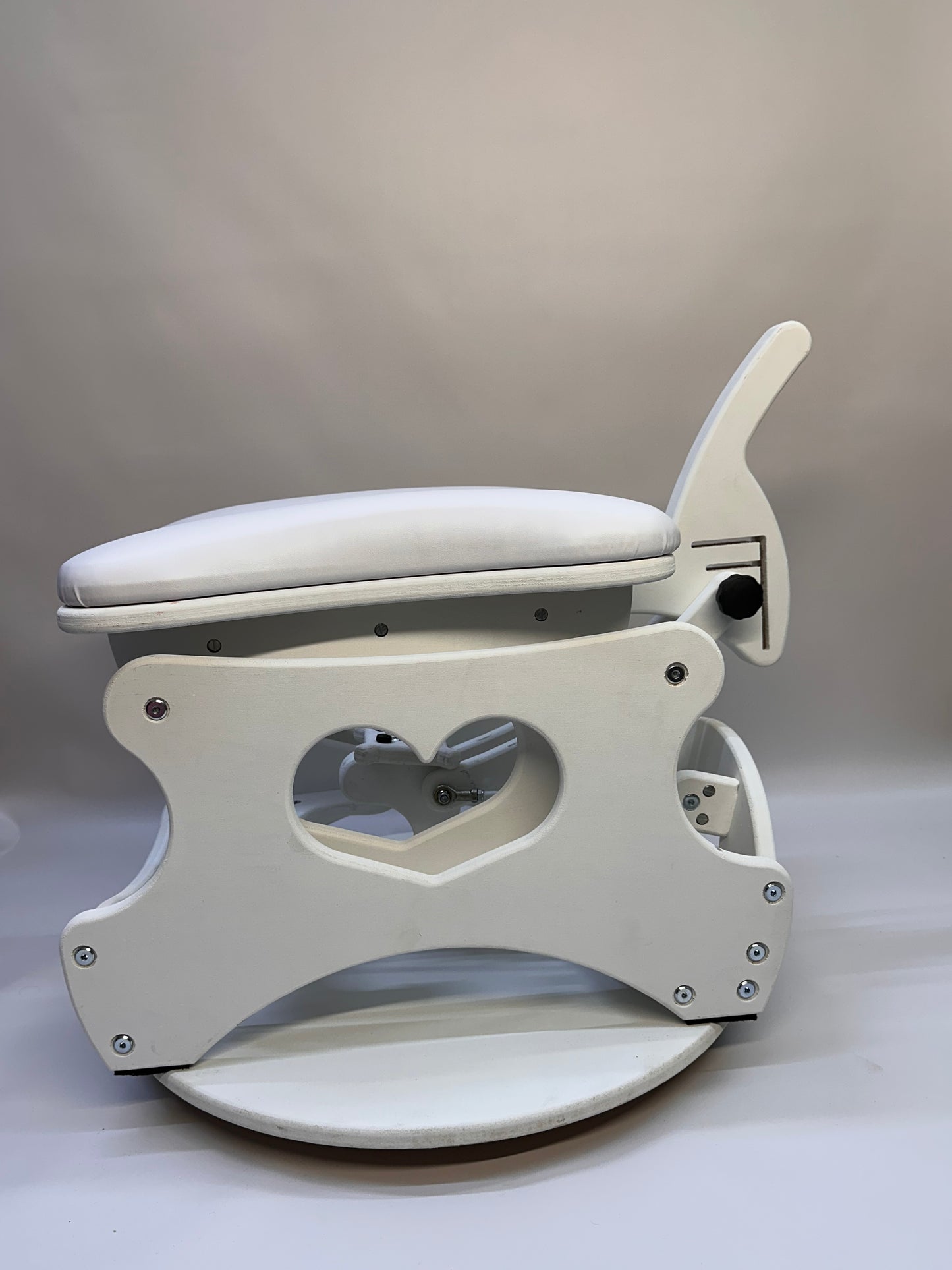 Monkey Rocker Sex Chair with adjustable rocking and vibrating Vac-U-Lock
Hands-free BDSM sex chair with O-rings and Lexan mirror
Sturdy hardwood Monkey Rocker Chair with padded seat for bondage play
Adjustable BDSM swing chair for solo or partner use