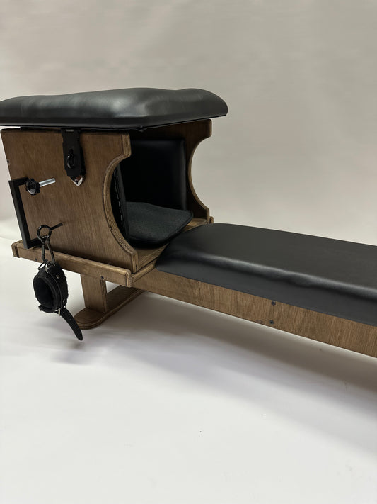 Adjustable smotherbox queening chair + bench for BDSM sensory deprivation
Padded smotherbox queening chair with integrated bench in white
Black smotherbox queening chair + bench with adjustable ventilation
Pink smotherbox queening chair + bench for solo or partner sensory play