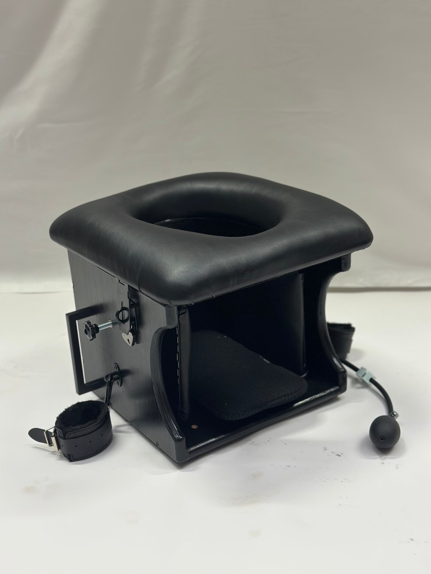 Black Smotherbox Queening Chair – Adjustable Sensory Deprivation BDSM Furniture