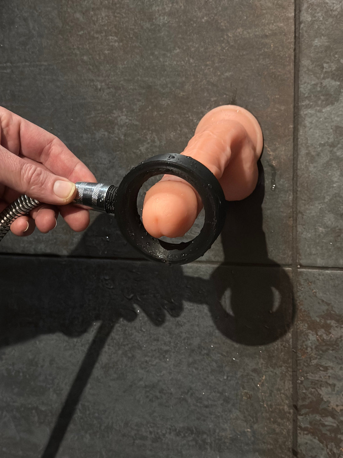 How to Choose the Right Waterproof Shower Pleasure Device (Size, Fit & Comfort Guide)