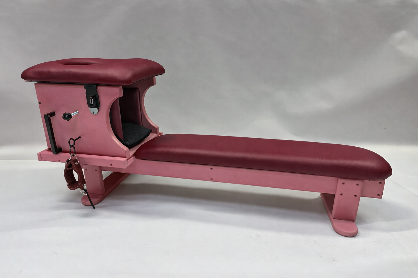 Smotherbox Queening Throne + Bench Set – Luxury BDSM Sensory Control Furniture (Pink/Bordeaux)