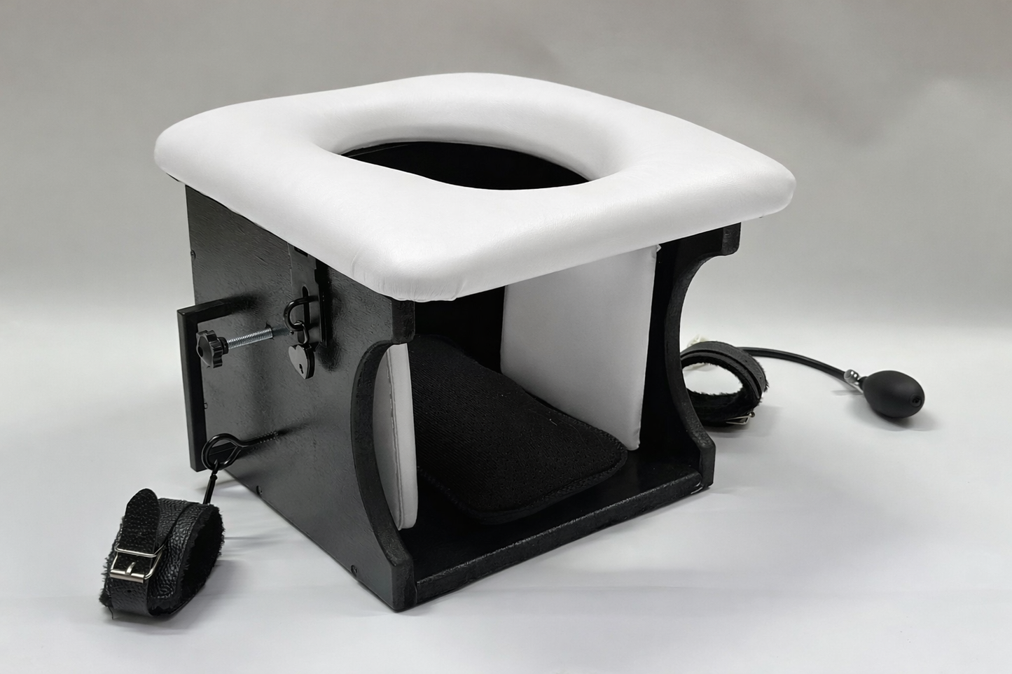 Smotherbox Queening Throne – Luxury Sensory Control BDSM Chair (Black)