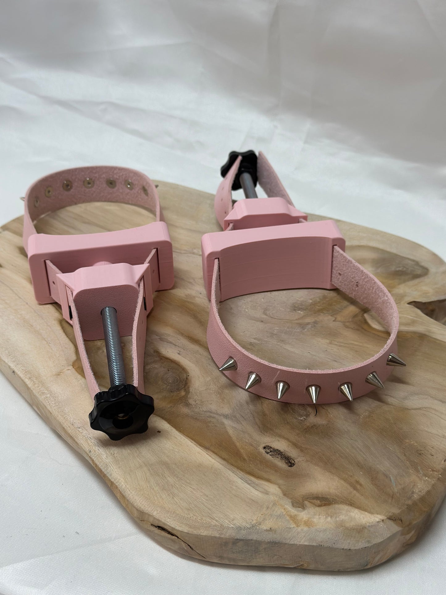 Adjustable BDSM breast bondage clamps made of PLA and metal – durable nipple clamps for sensory play, fetish gear, and bondage enthusiasts.