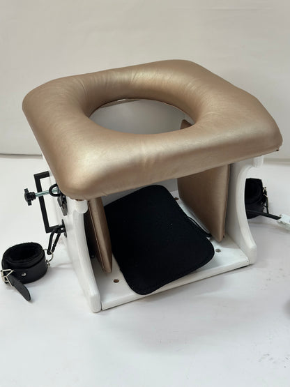 Smotherbox Queening Throne – Luxury Sensory Control BDSM Chair (White/Champagne)