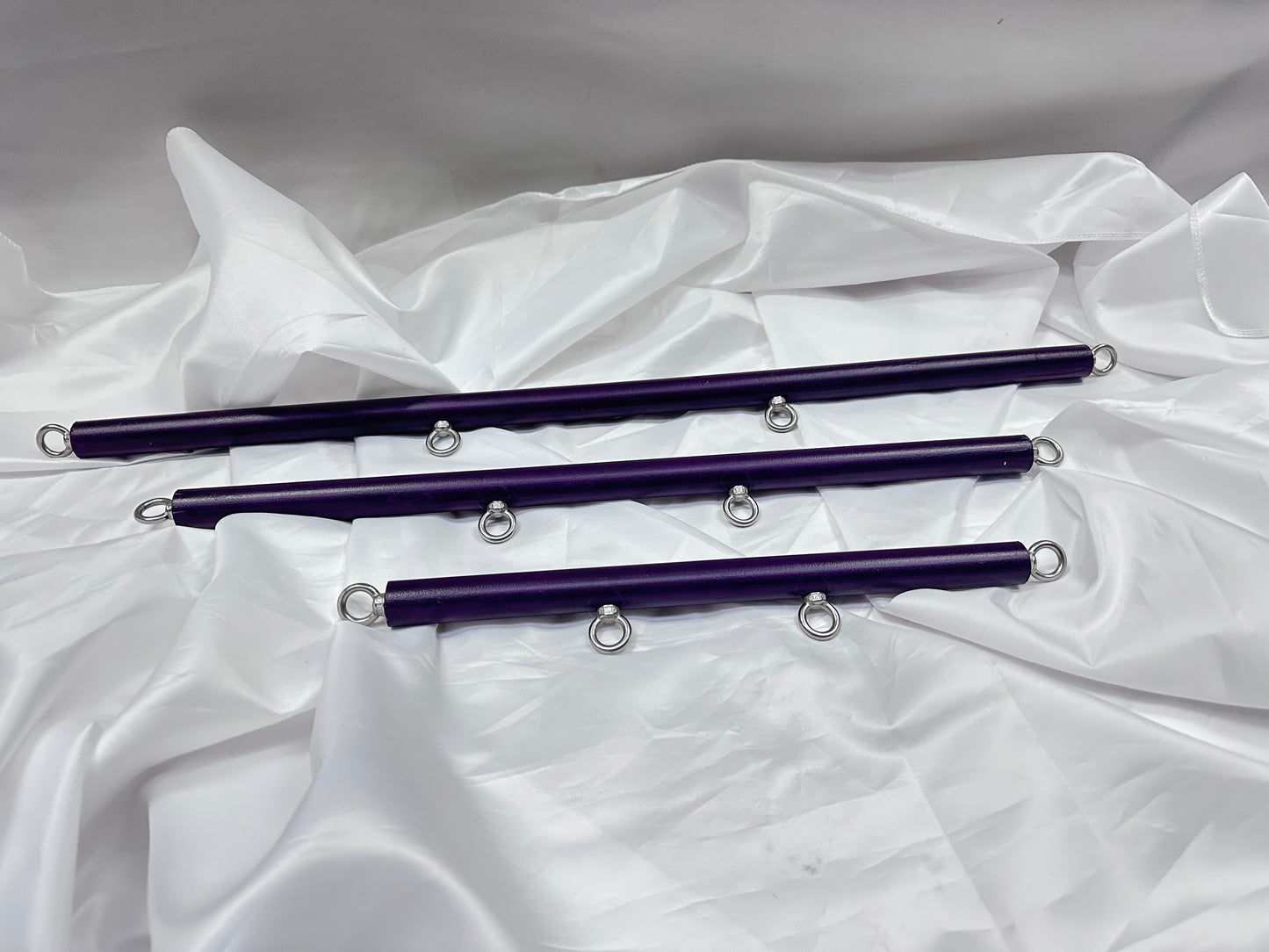 Purple Wooden Spreader Bar – Solid Wood BDSM Bondage Restraint with Metal Hardware (40 / 60 / 80 cm)