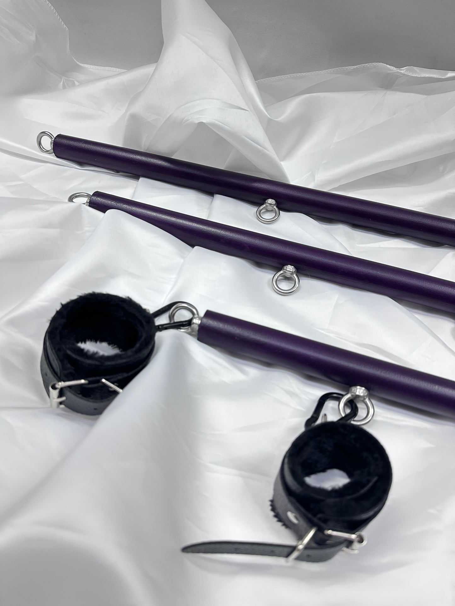 Purple Wooden Spreader Bar – Solid Wood BDSM Bondage Restraint with Metal Hardware (40 / 60 / 80 cm)
