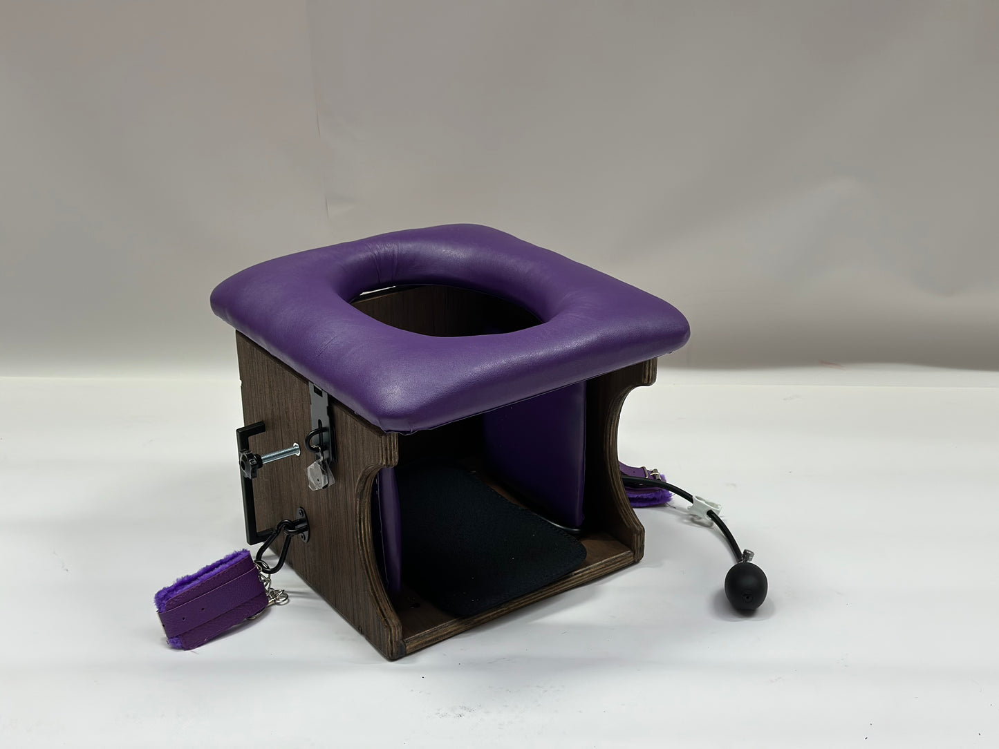 Smotherbox Queening Throne – Adjustable Sensory Control BDSM Chair (Brown/Purple)