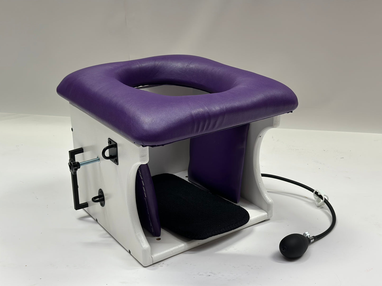 Smotherbox Queening Throne – Adjustable Sensory Control BDSM Chair (White/Purple)