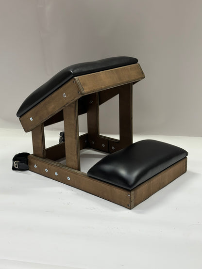 Hardwood Kneeling Bench – Luxury Padded BDSM Positioning Bench with Restraints (Brown/Black)