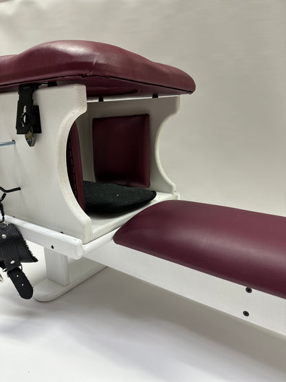 Adjustable smotherbox queening chair + bench for BDSM sensory deprivation

Padded smotherbox queening chair with integrated bench in white

Black smotherbox queening chair + bench with adjustable ventilation

Pink smotherbox queening chair + bench for solo or partner sensory play
