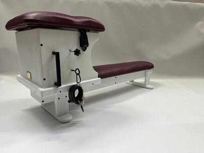 Adjustable smotherbox queening chair + bench for BDSM sensory deprivation

Padded smotherbox queening chair with integrated bench in white

Black smotherbox queening chair + bench with adjustable ventilation

Pink smotherbox queening chair + bench for solo or partner sensory play