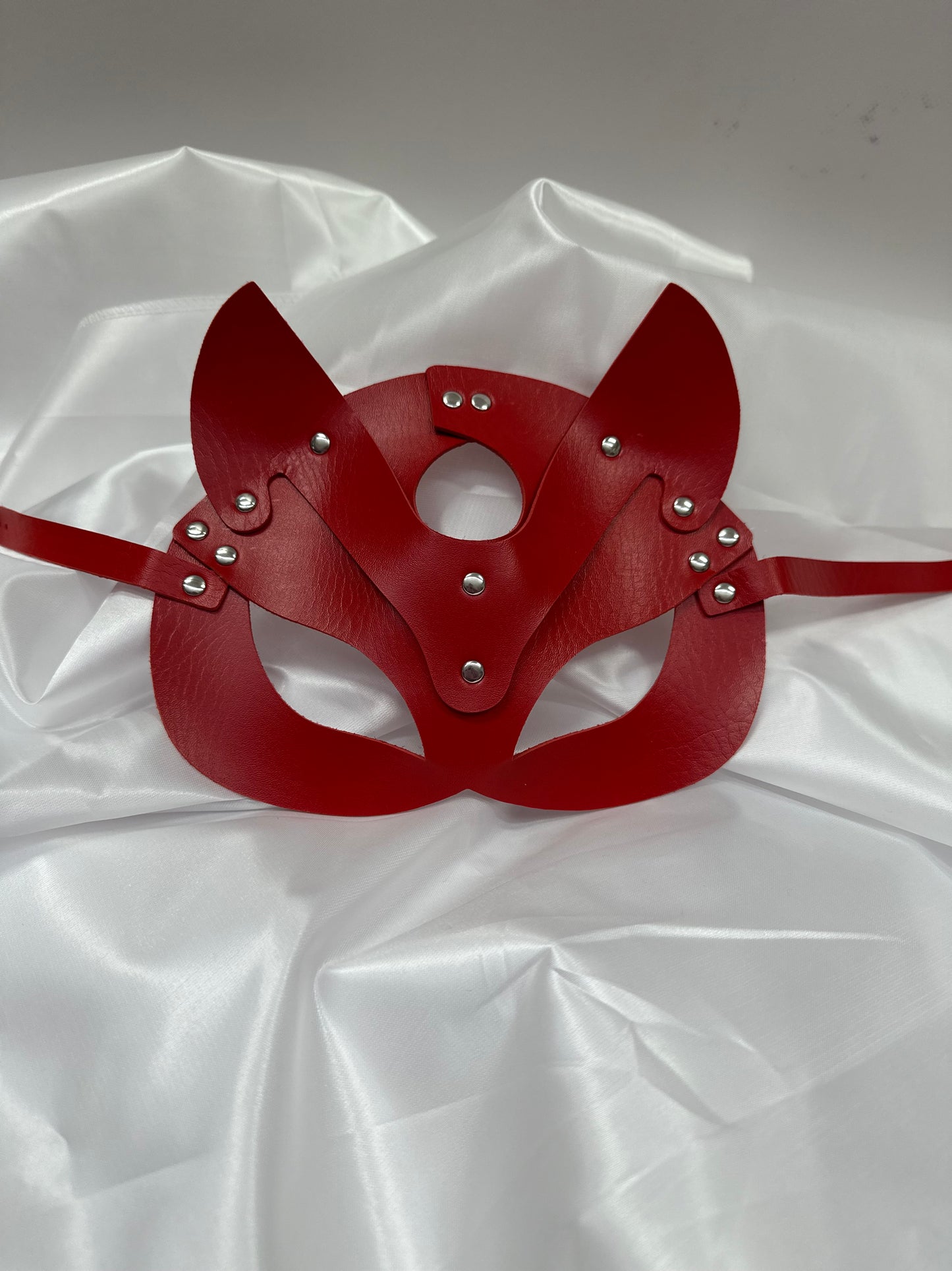 Red Handmade Faux Leather Cat Mask – Mysterious, Elegant & Playful