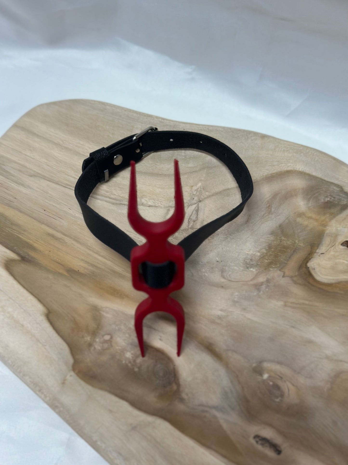 BDSM Heretic Fork – 3D Printed Torture Collar with Faux Leather Strap | Medieval Fetish Restraint for Roleplay & Dungeon Play