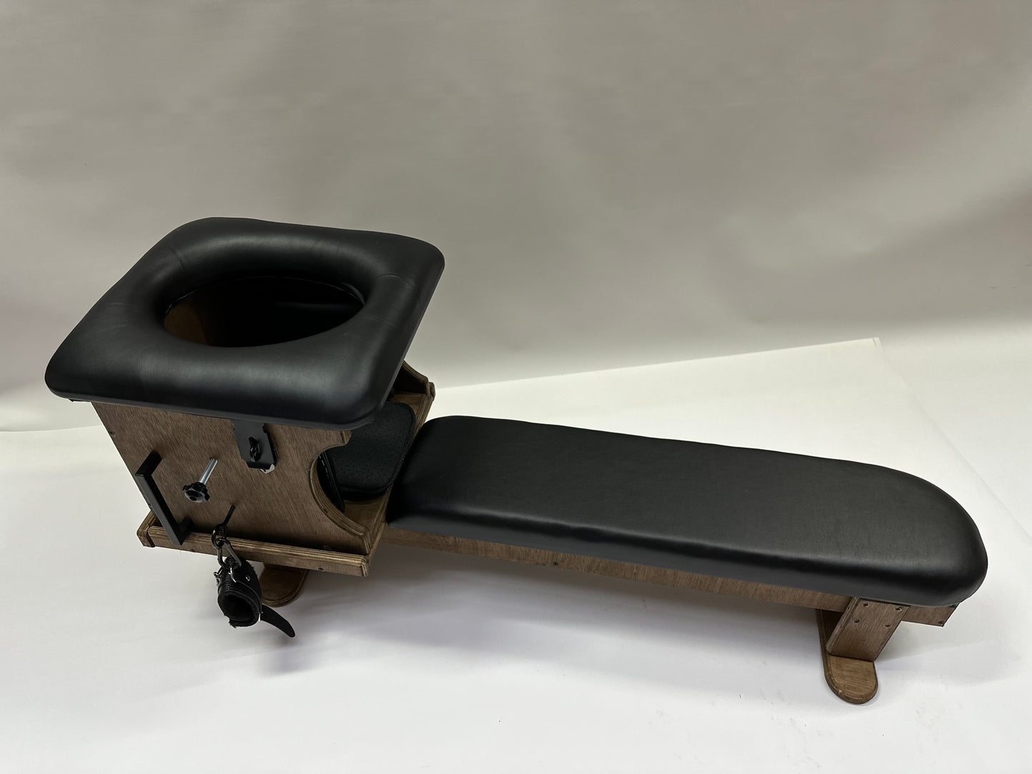 Brown Queening Chair - Luxurious Smotherbox &amp; Bench Set for Oral Sex Enjoyment, Essential BDSM Dungeon Furniture, Perfect for Adventurous Lovers